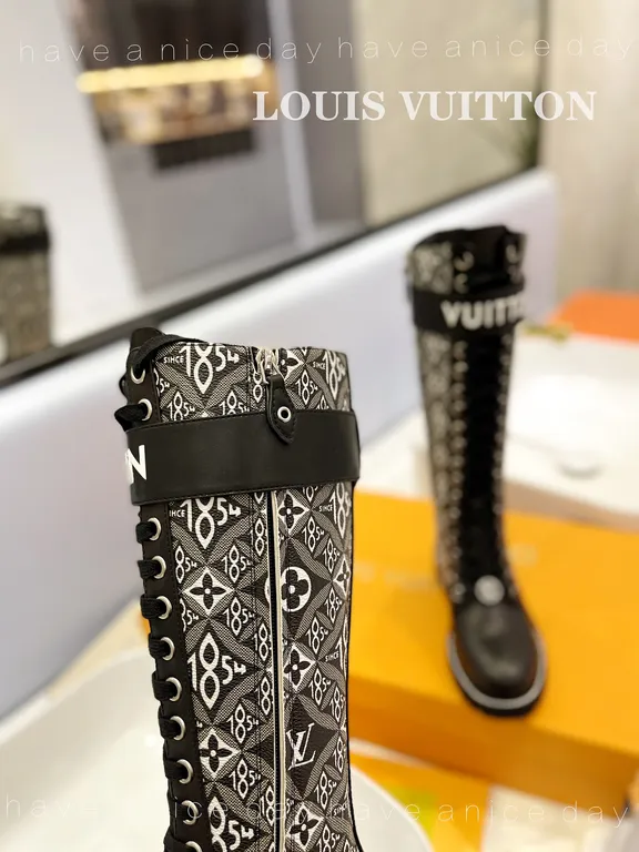 Louis Vuitton Shoe 